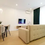 Central Suites