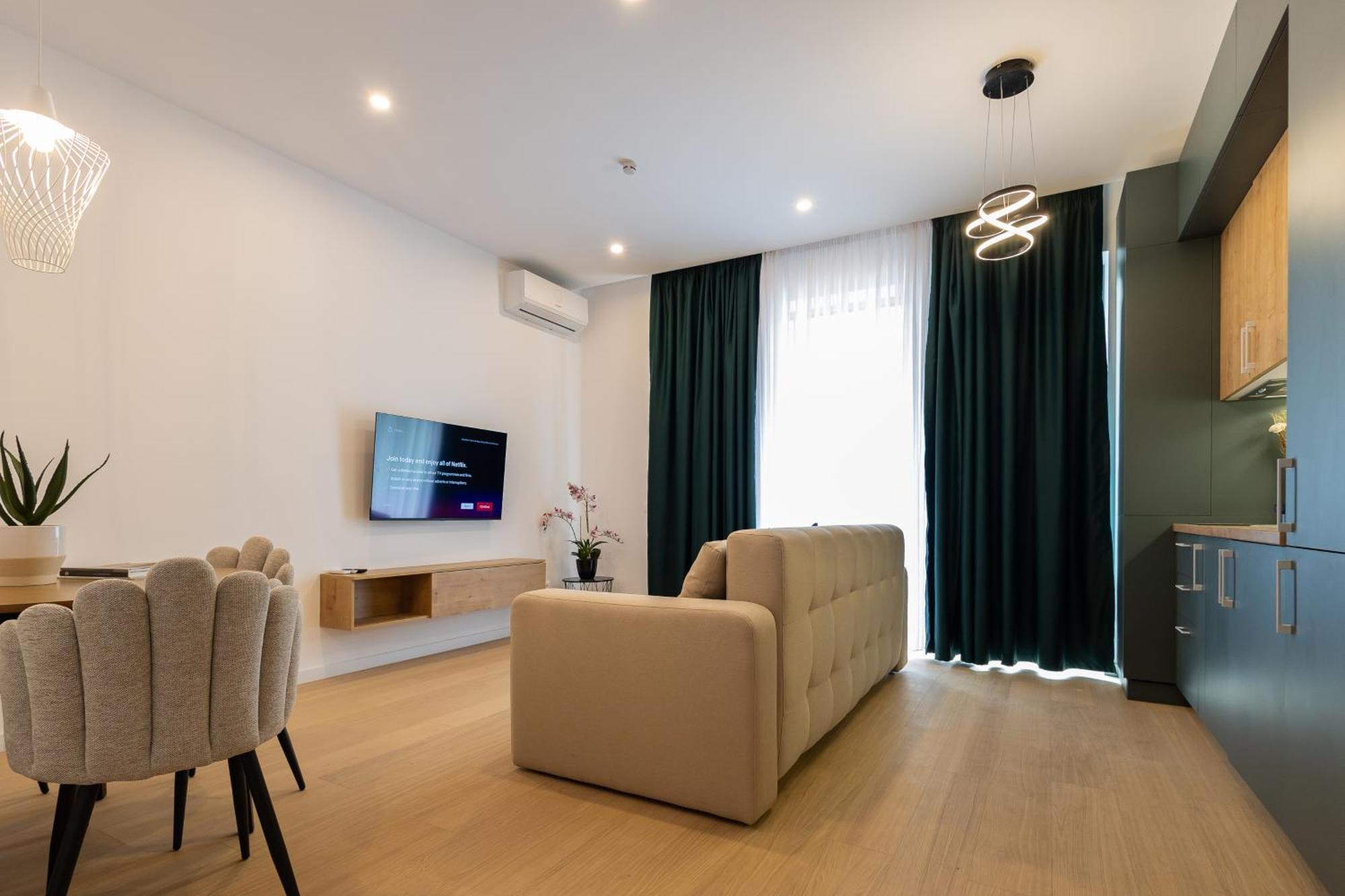 Central Suites Apartament Bucureşti